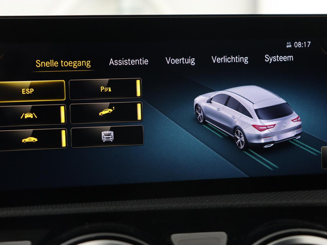 Mercedes-Benz CLA 180d Business Solution AMG | Stoelverwarming | Carplay | Camera | Leder Alcantara | Navigatie | Widescreen | Sfeerverlichting |