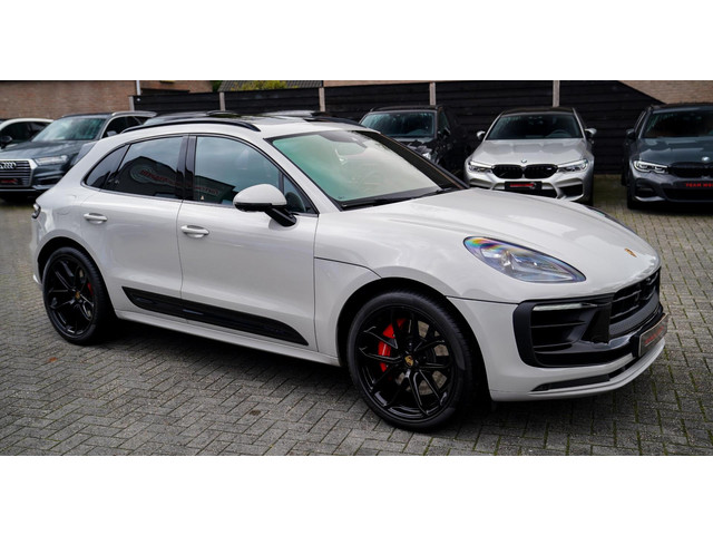 porsche-macan-2.9-gts---sportchrono---panorama---facelift---adaptieve-cruise---360-cam---21-inch---carbon---burmester---btw-auto--