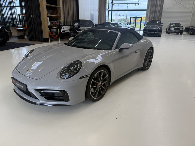 porsche-911-cabrio-3.0-carrera-4-s