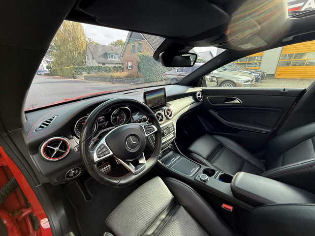 Mercedes-Benz CLA 200 Shooting Brake 156PK AUT•AMG•Pano•Leder