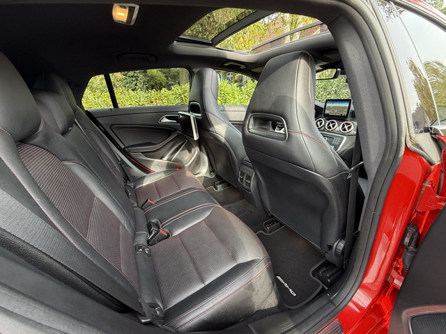 Mercedes-Benz CLA 200 Shooting Brake 156PK AUT•AMG•Pano•Leder