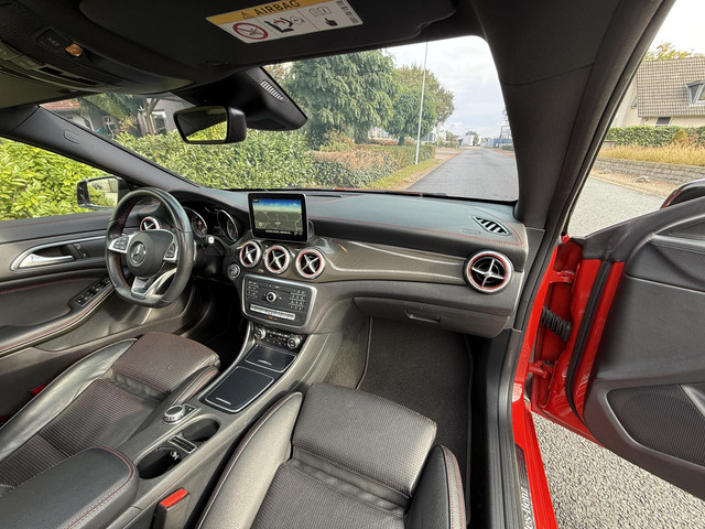 Mercedes-Benz CLA 200 Shooting Brake 156PK AUT•AMG•Pano•Leder