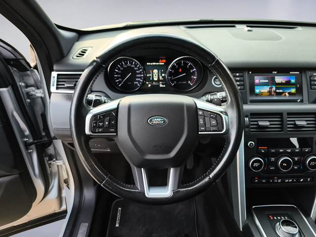 land-rover-discovery-sport-2.0-si4-4wd-hse-luxury-7p.-241-pk-bovag-garantie--panoramadak--leder--nl-auto