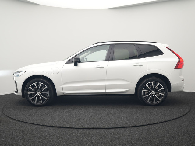 volvo-xc60-t8-awd-ultimate-dark-long-range-plug-in-hybrid-456pk-dealer-o.h-phev---luchtvering---panodak---head-up---adaptive-cruise---leder