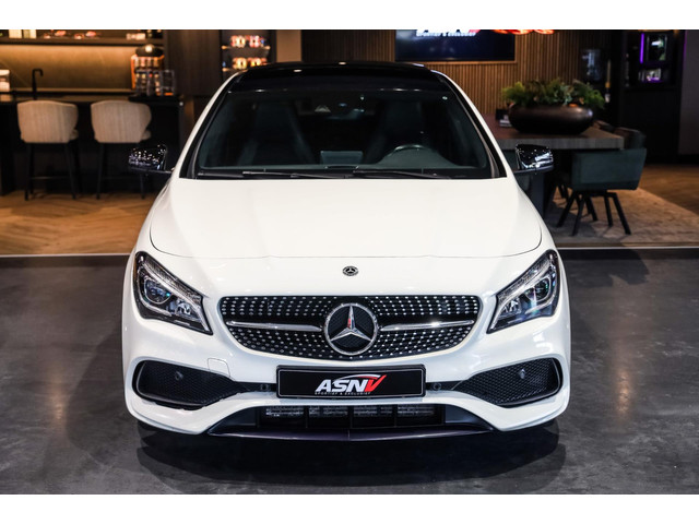 Mercedes-Benz CLA 180 AMG Line, 122 PK, Facelift, AMG In Exterieur, Pano Dak, LED, Night Pakket, Navigatie, Automaat,132DKM