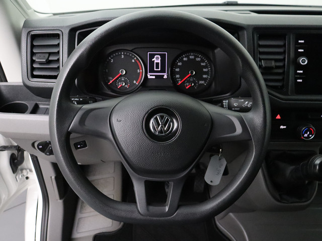 Volkswagen Crafter 2.0TDI 140PK Bakwagen+Laadklep | 4,45 Laadlengte | Navigatie | Airco | Cruise | 3-Persoons | Dakspoiler | Zijdeur