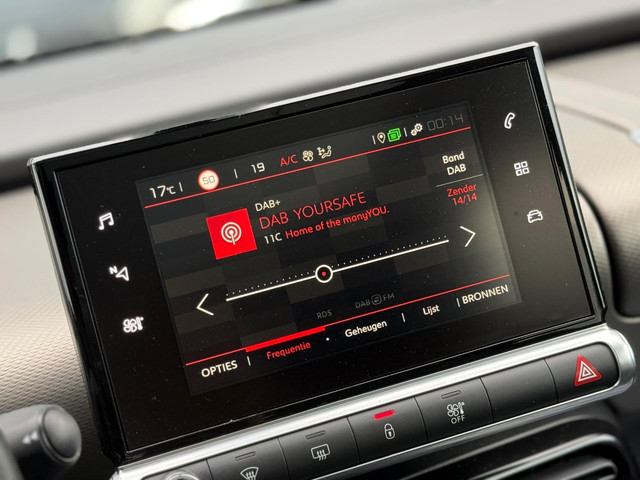Citroen C4 Cactus 1.2 e-THP 130pk Shine - Noir Obsedien - Panorama Camera Carplay