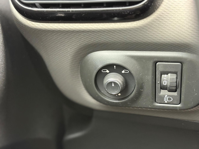 Citroen C4 Cactus 1.2 e-THP 130pk Shine - Noir Obsedien - Panorama Camera Carplay