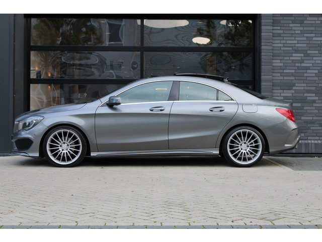Mercedes-Benz CLA 180 Ambition | NAP! | AMG-LINE | DEALER.OND | PANO | STOELVERWARMING | 19 INCH |