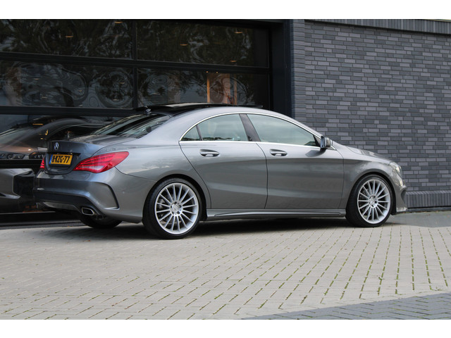 Mercedes-Benz CLA 180 Ambition | NAP! | AMG-LINE | DEALER.OND | PANO | STOELVERWARMING | 19 INCH |