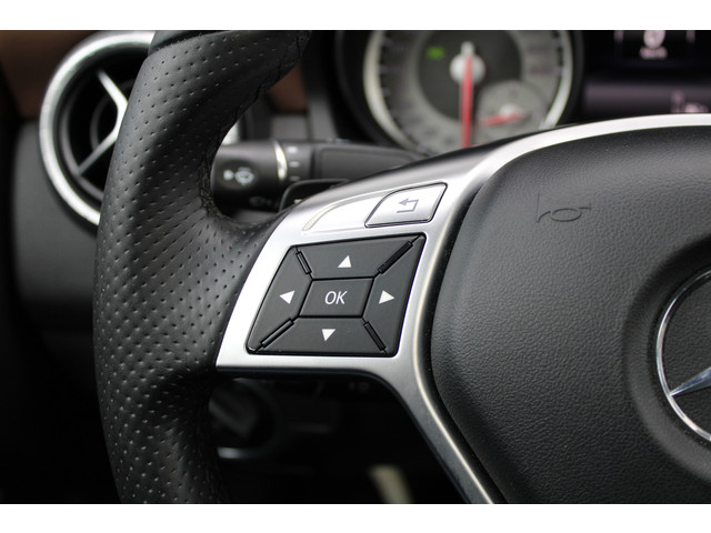 Mercedes-Benz CLA 180 Ambition | NAP! | AMG-LINE | DEALER.OND | PANO | STOELVERWARMING | 19 INCH |