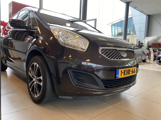 kia-venga-1.6-----cvvt-x-tra-navigatie-climate-control-elektrischpakket-achteruitrijsensoren-aux-ipod-usb-aansluiting-radio-cd-mp-3-speler