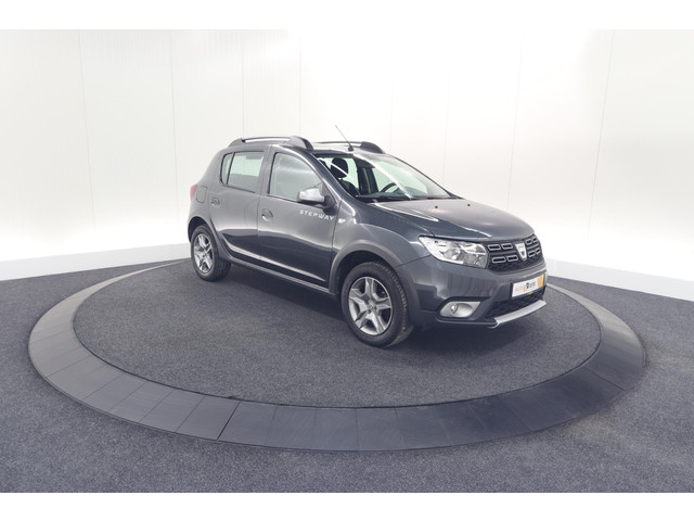 dacia-sandero-stepway-tce-90-sl-automaat---trekhaak---camera---navigatie