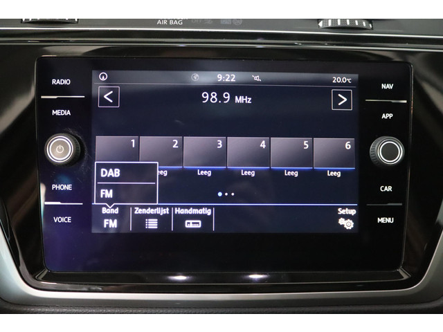 Volkswagen Touran 1.5 TSI Comfortline, 7-Persoons, Panoramadak, Apple CarPlay Android Auto, Bluetooth