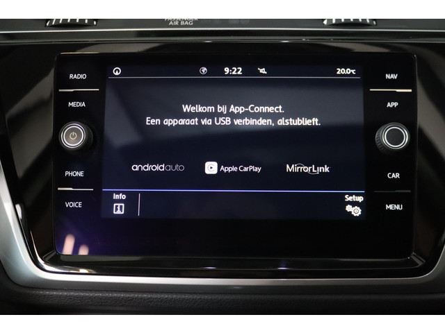 Volkswagen Touran 1.5 TSI Comfortline, 7-Persoons, Panoramadak, Apple CarPlay Android Auto, Bluetooth