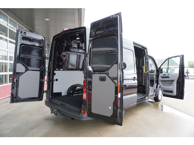 Volkswagen Crafter 30 2.0 TDI 141PK L3H3 Exclusive Automaat nr. V165 | Climate | Adap.Cruise | Navi | Camera