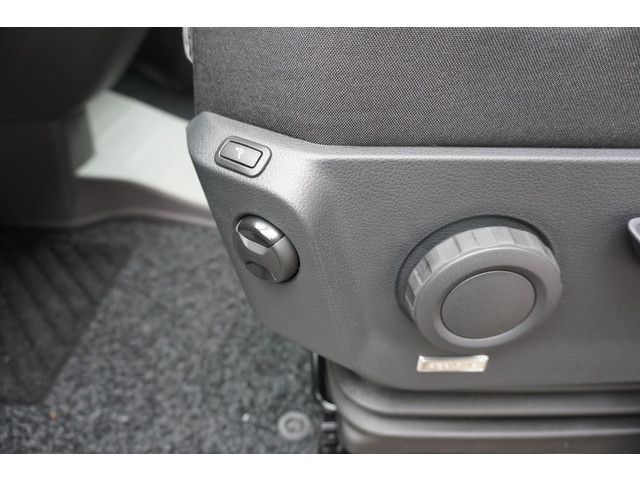 Volkswagen Crafter 30 2.0 TDI 141PK L3H3 Exclusive Automaat nr. V165 | Climate | Adap.Cruise | Navi | Camera