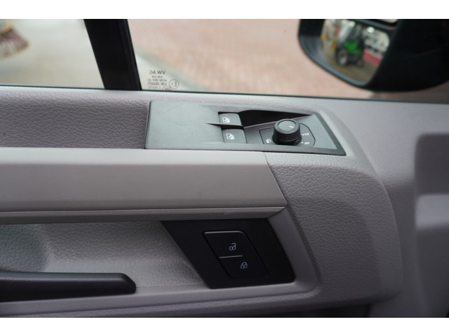 Volkswagen Crafter 30 2.0 TDI 141PK L3H3 Exclusive Automaat nr. V165 | Climate | Adap.Cruise | Navi | Camera