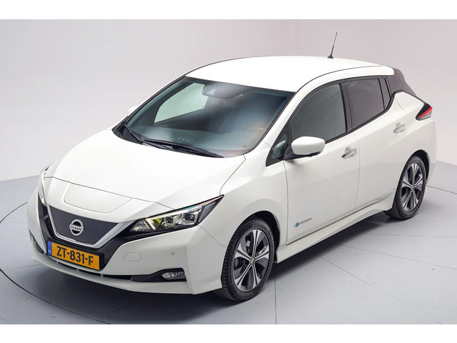 nissan-leaf-tekna-40-kwh--led-leder-stoelverwarming-trekhaak-