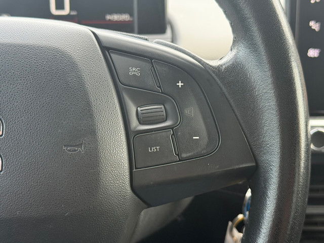 Citroen C4 Cactus 1.2 PureTech 110pk Feel - Blanc Bancuise - Carplay Camera Cruise