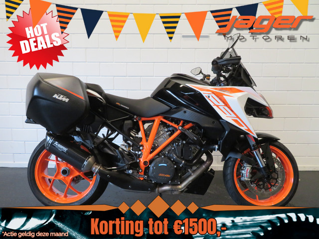 ktm-1290-super-duke-gt-koffers-akra