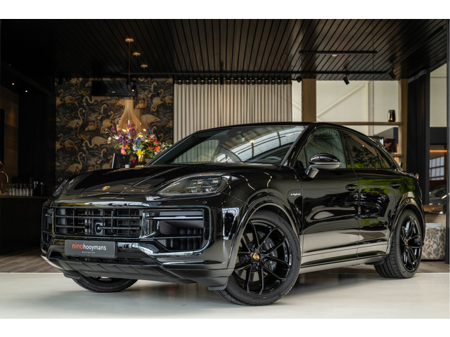 porsche-cayenne-coup-3.0-e-hybrid---sport-design---sportuitlaat---pasm---trekhaak---ventilatie---softclose---hud---18-weg---bose---360--