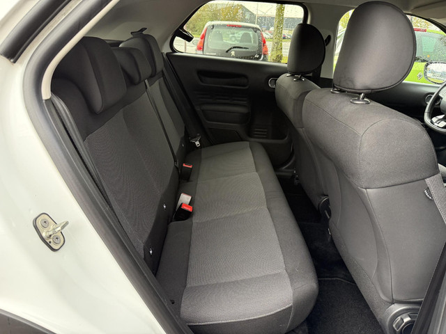 Citroen C4 Cactus 1.2 PureTech Shine 2e Eigenaar,Navi,Clima,PDC,Trekhaak,Driem v.v. bij 96.105 km,N.A.P,APK tot 03-2026