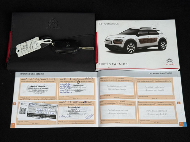 Citroen C4 Cactus 1.2 PureTech Shine 2e Eigenaar,Navi,Clima,PDC,Trekhaak,Driem v.v. bij 96.105 km,N.A.P,APK tot 03-2026