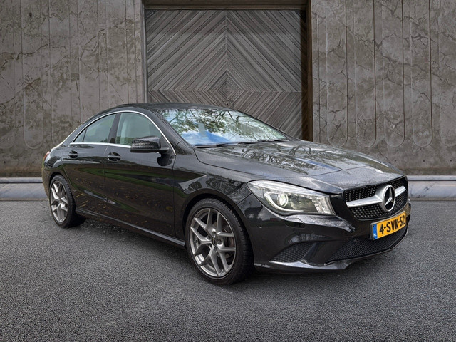 Mercedes-Benz CLA 180 Ambition pano, led, navi