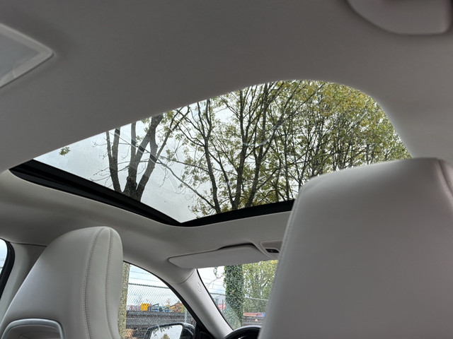 Mercedes-Benz CLA 180 Ambition pano, led, navi