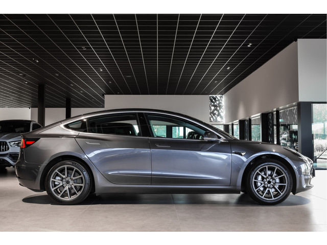 tesla-model-3-standard-rwd-plus-60-kwh-pano-leder-18lmv-nl-auto