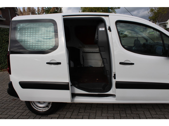 Citroen Berlingo 1.6 BlueHDI 100PK Automaat Euro6 Galicia ✓ airco ✓ cruise control ✓ schuifdeur