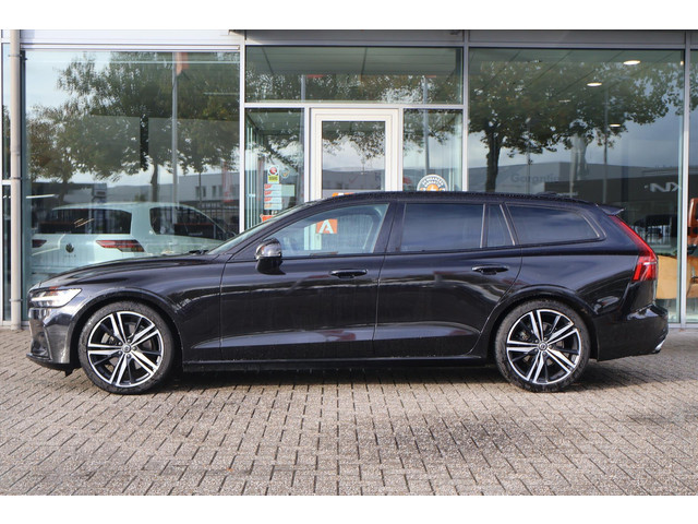 volvo-v60-b3-r-design-163pk-geartronic---camera---acc---stoelverwarming---climate---carplay---memory---keyless