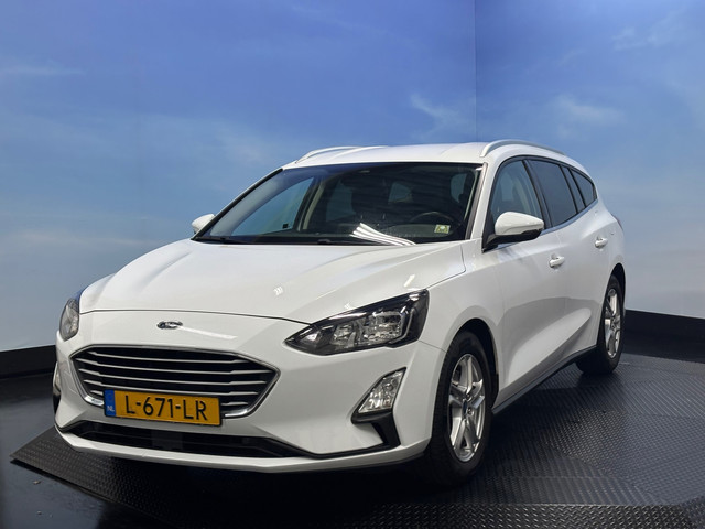 ford-focus-wagon-1.0-ecoboost-trend-edition-business-airco--pdc---navi---cruise---camera---trekhaak