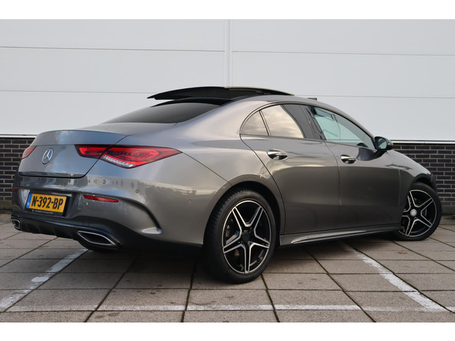 Mercedes-Benz CLA 180 Business Solution AMG * Pano * Sfeerverlichting * Widescreen * Stoelverwarming * Multi Beam *