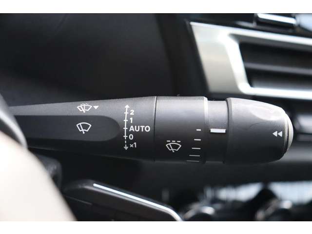 Citroen ë-C4 Feel Pack 50 kWh * Carplay * Clima * 18 LMW * SOH 97% *