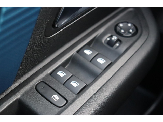 Citroen ë-C4 Feel Pack 50 kWh * Carplay * Clima * 18 LMW * SOH 97% *
