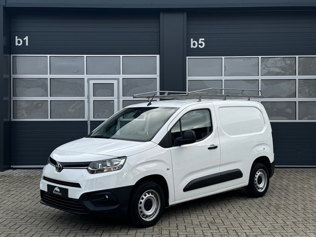 toyota-proace-city-1.5-d-4d-102pk-live-dealeronderhouden---navi-by-app---airco---imperial---trekhaak