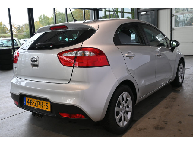 Kia Rio 1.4 CVVT Plus Pack Automaat Clima Cruise Control Rijklaarprijs Inruil Mogelijk!
