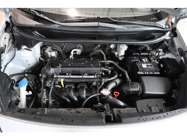 Kia Rio 1.4 CVVT Plus Pack Automaat Clima Cruise Control Rijklaarprijs Inruil Mogelijk!