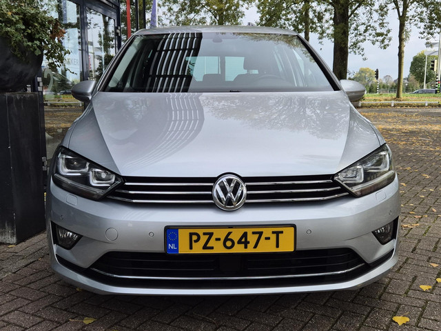 volkswagen-golf-sportsvan-1.4-tsi-highline---navigatie---trekhaak---climate-control---lm-velgen