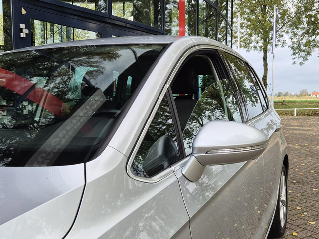 Volkswagen Golf Sportsvan 1.4 TSI Highline | Navigatie | Trekhaak | Climate Control | LM Velgen
