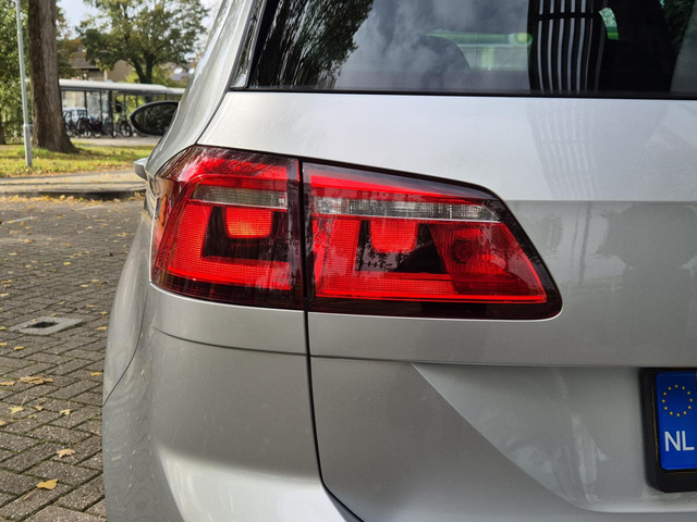 Volkswagen Golf Sportsvan 1.4 TSI Highline | Navigatie | Trekhaak | Climate Control | LM Velgen