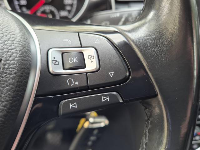 Volkswagen Golf Sportsvan 1.4 TSI Highline | Navigatie | Trekhaak | Climate Control | LM Velgen