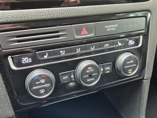 Volkswagen Golf Sportsvan 1.4 TSI Highline | Navigatie | Trekhaak | Climate Control | LM Velgen