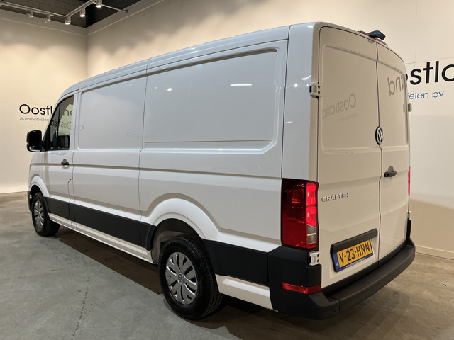 Volkswagen Crafter 2.0 TDI L3H2 140 PK DSG Automaat Euro 6 Airco Cruise Control Camera CarPlay 3-Zits 18.500 KM !!