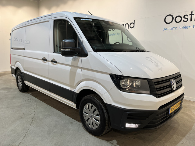 volkswagen-crafter-2.0-tdi-l3h2-140-pk-dsg-automaat---euro-6---airco---cruise-control---camera---carplay---3-zits---18.500-km---