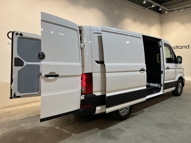 Volkswagen Crafter 2.0 TDI L3H2 140 PK DSG Automaat Euro 6 Airco Cruise Control Camera CarPlay 3-Zits 18.500 KM !!