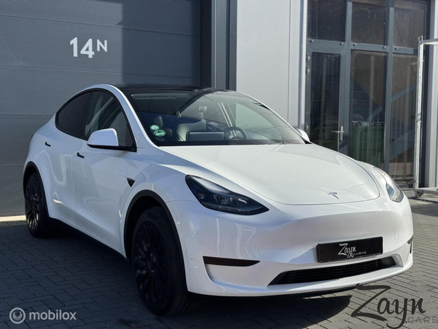tesla-model-y-rwd-58-kwh---2024---autopilot--