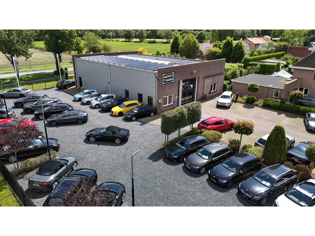 Citroen C4 Cactus 1.2 PureTech Business Plus Pano Stoelverw. DAB Navi Autom. airco